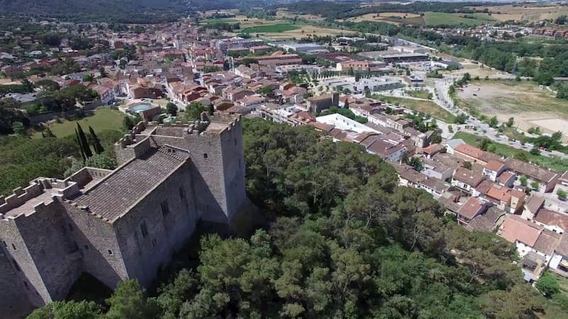 MAGG ELEVADORES. Mantenimiento, reparación e instalación de ascensores y sillas salvaescaleras en La Roca del Vallés